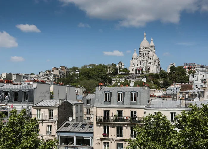 Le Régent Montmartre By HiphophostelsHotel Pas Cher Paris